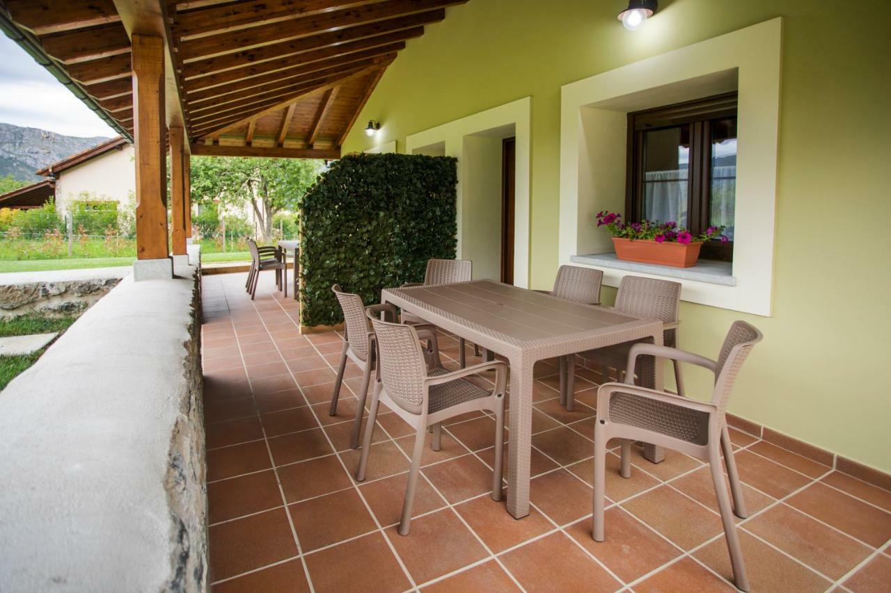 El Campo Mateo Apartamentos Cangas de Onis Ngoại thất bức ảnh